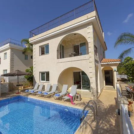 Andria Villa Paralimni